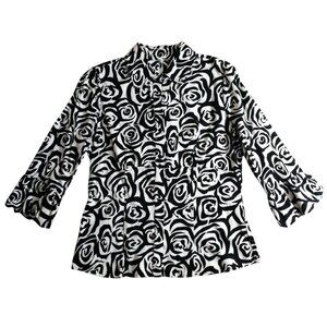 (No Brand Tag) Women's Black/White Rose 3/4 Ruffle Sleeve Button Up Shacket